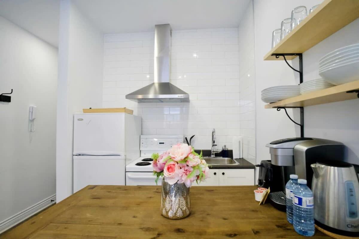 M11 Modern In The Heart Of Mile-end Apartment Montreal