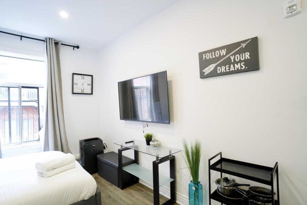 M11 Modern In The Heart Of Mile-end * Montreal